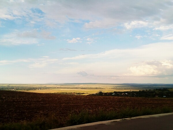 lumina-din-spatele-perdelei-miez-de-mine-45_thumb