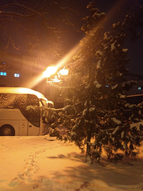 sarbatorile-se-nasc-in-fiecare-inima-miez-de-mine-127_thumb