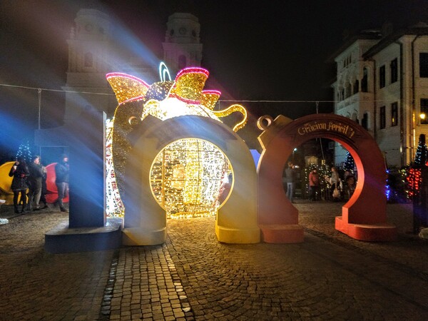 sarbatorile-se-nasc-in-fiecare-inima-miez-de-mine-131_thumb